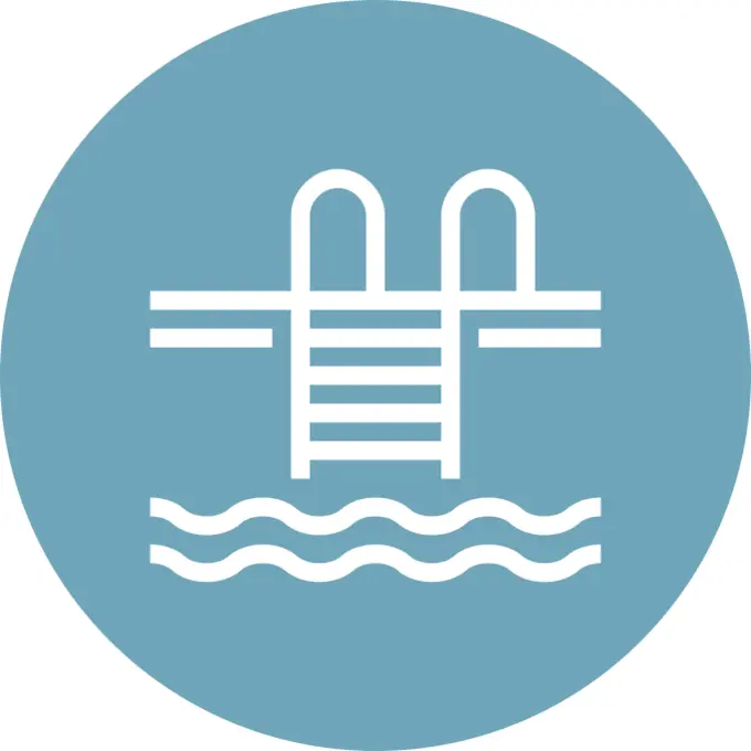 游泳池